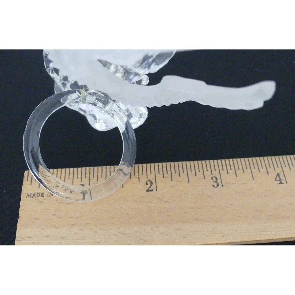 Set of 4 Vintage Clear Acrylic Angel Napkin Rings Frosted Wings Musical Cherubs